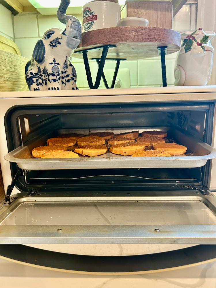 Cook sweet potato slices in air fryer