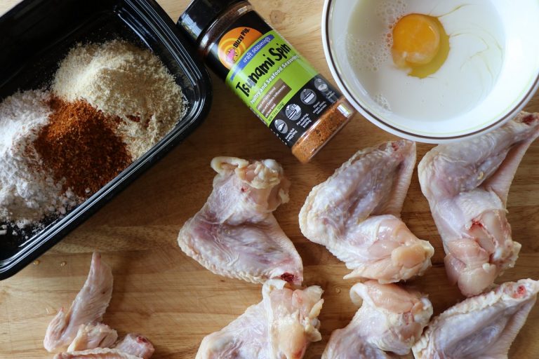 Clip off wing tips and trim skin