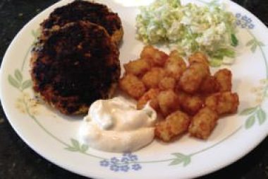 Bayou-ish salmon cakes
