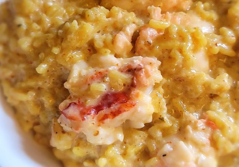 Creamed Curry Rice and Lobster