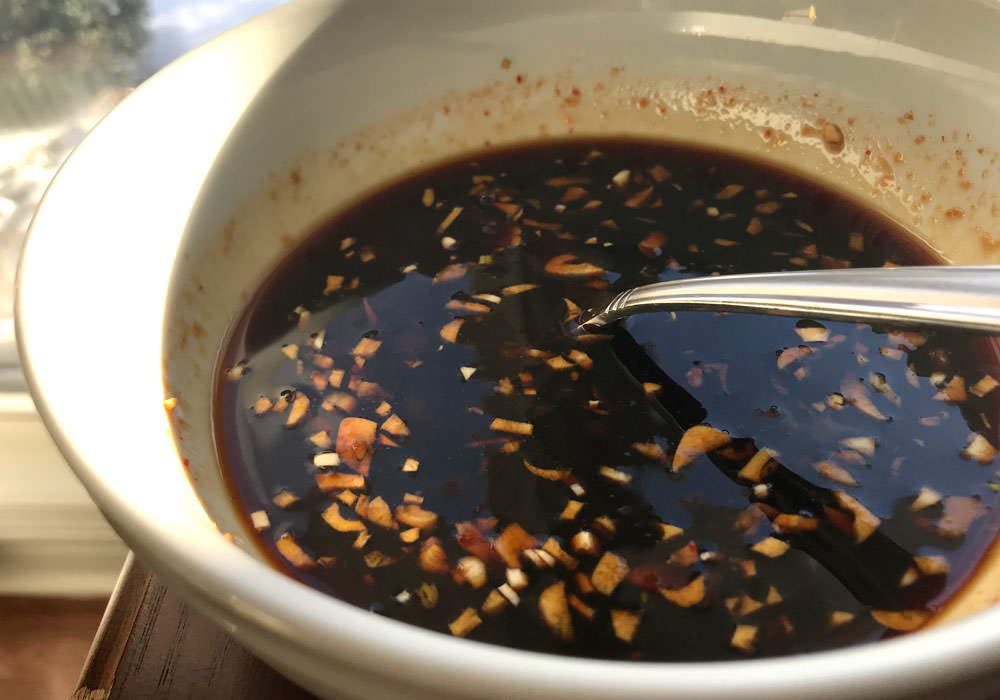 Mix together brown sugar, honey, soy sauce, ginger, garlic and 2 teaspoons of Spicy Dizzy Dust in small bowl