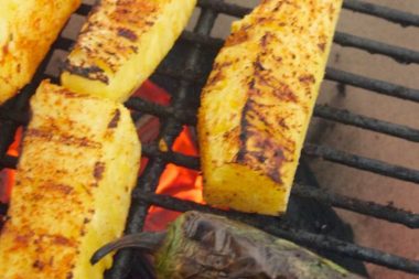 Grilled pineapple salsa
