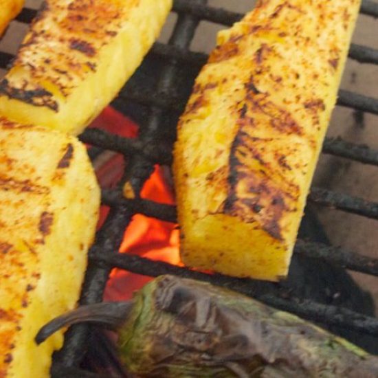 Grilled pineapple salsa
