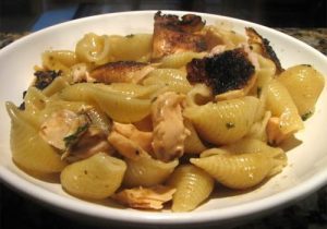 Grilled Salmon and maple cream shells