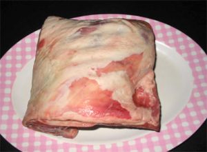 Square cut lamb shoulder roast