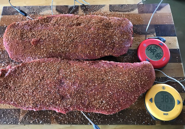 Insert cooking probe into roast