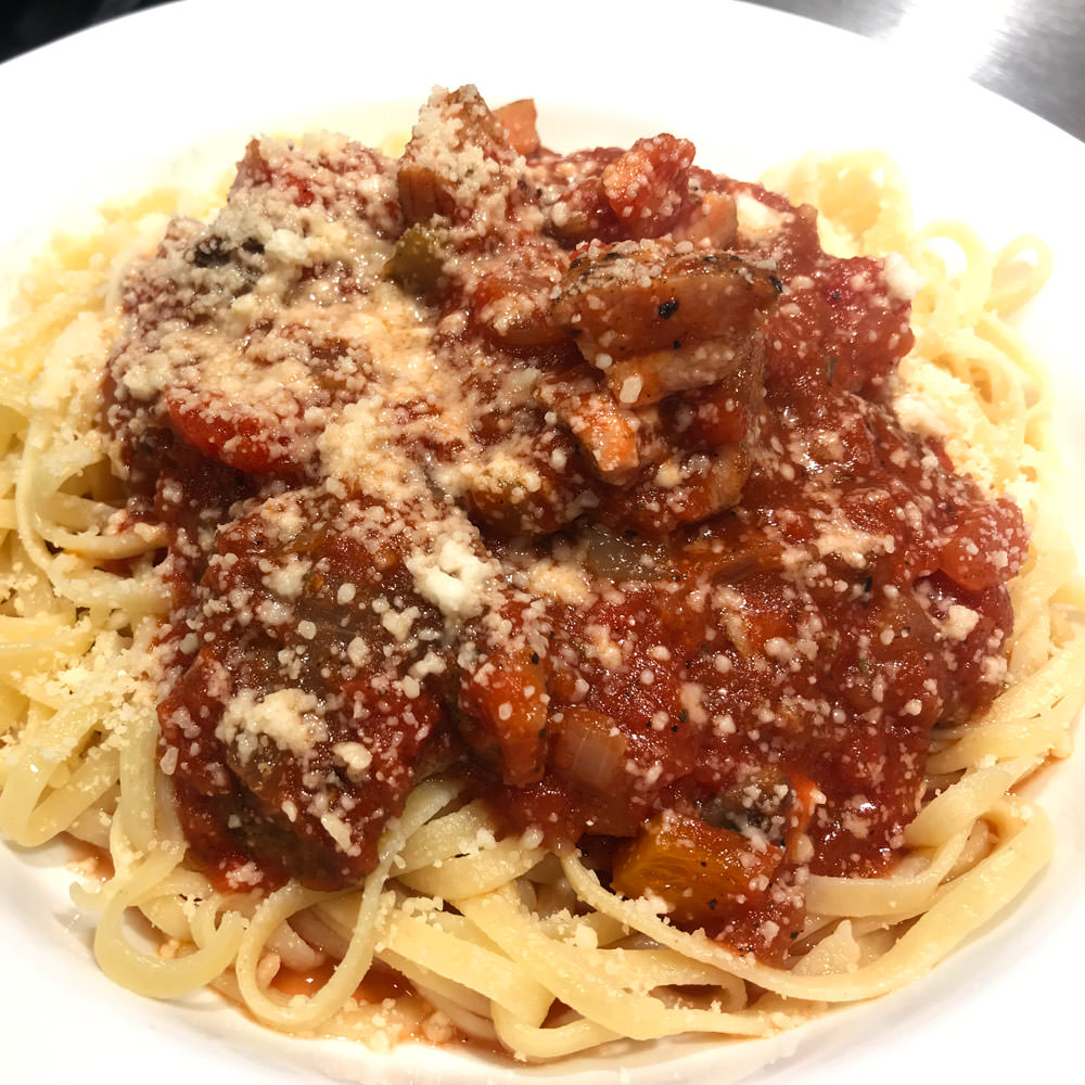 Plated Grilled chicken spaghetti