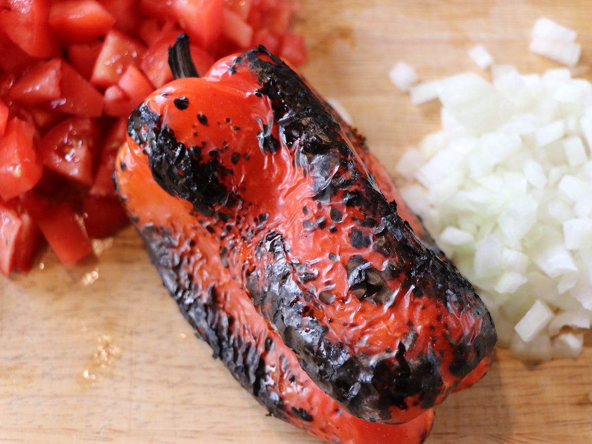 Char red pepper
