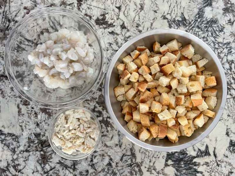 Dice shrimp and croutons