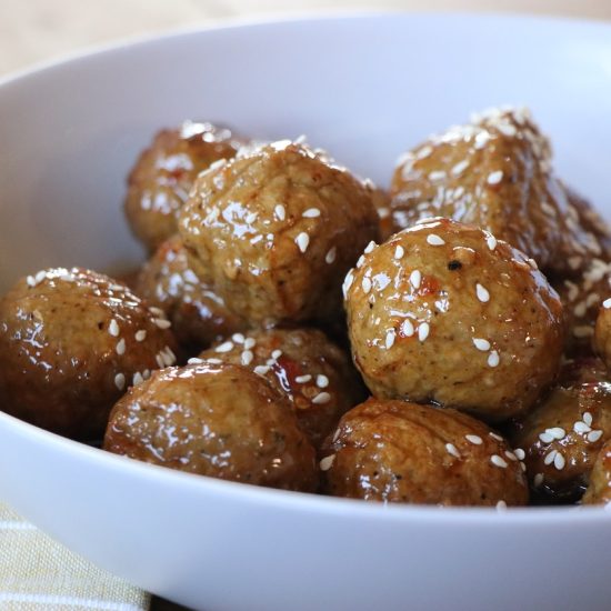 https://dizzypigbbq.com/wp-content/dpimages/Sweet-Spicy-Tropical-Meatballs-550x550-c-default.jpg