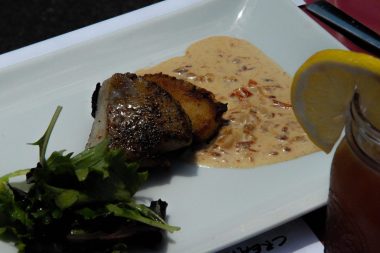 Throw-down Fish and Grits at DizzyFest