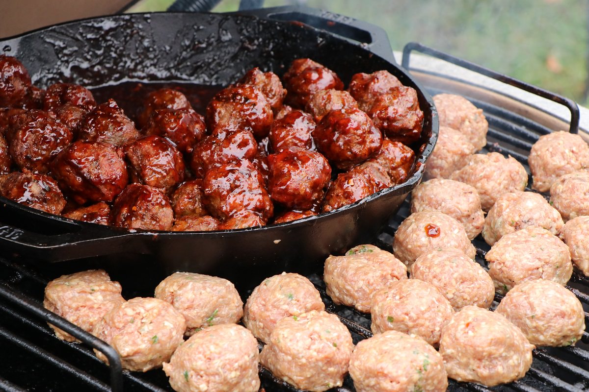 Cover meatballs with bbq sauce and cook